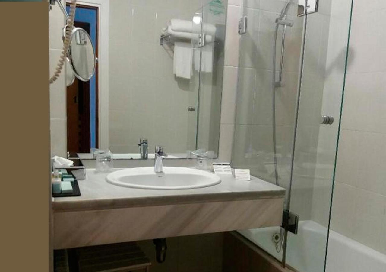 De 4* Ceuta